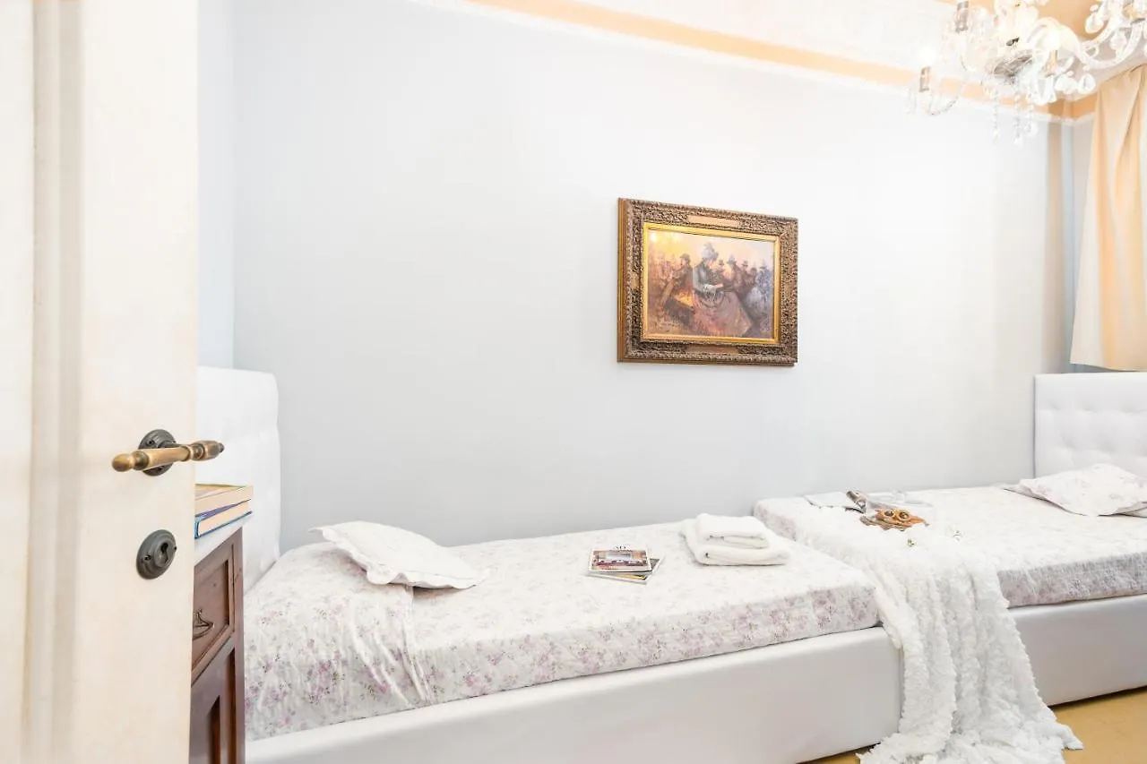 Villino Simona Holiday home Viareggio Italy