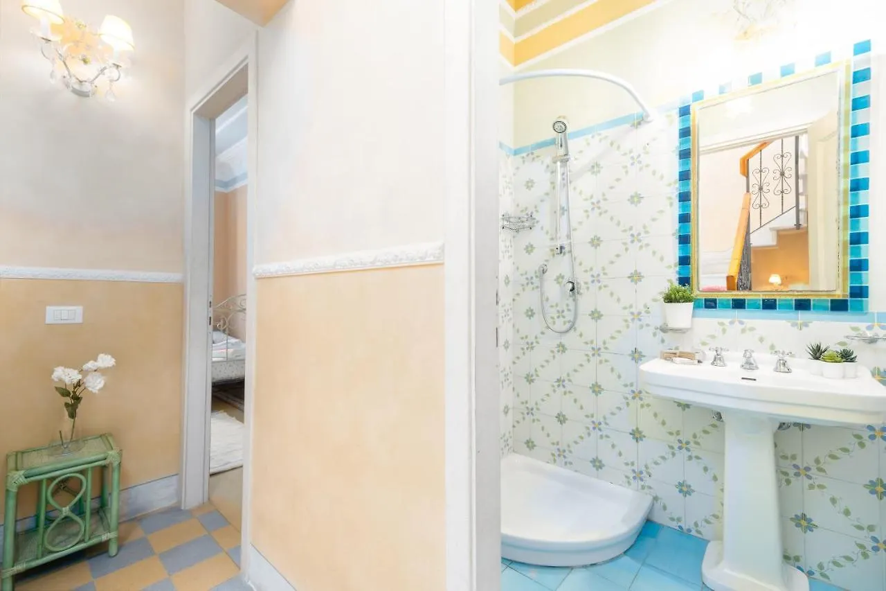 Villino Simona Holiday home Viareggio 0*,  Italy