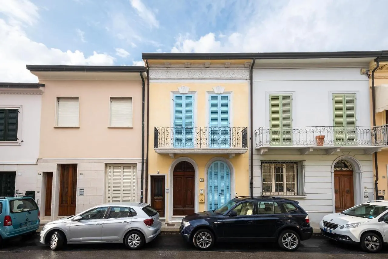 Villino Simona Holiday home Viareggio 0*,  Italy